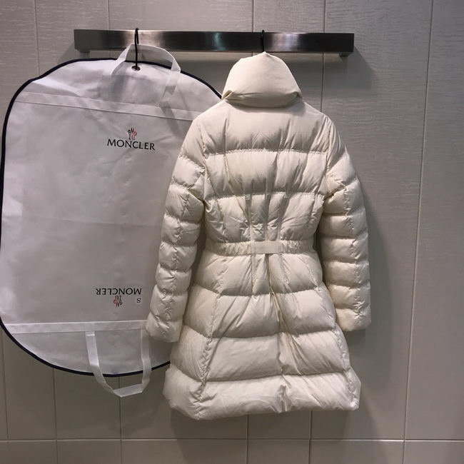 Moncler Down Jacket Wmns ID:202109f304